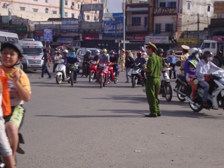 Thành phố Biên Hòa Đồng Nai  Đối mặt với nguy cơ ách tắc giao thông